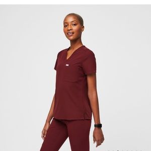 Figs Catarina One Pocket Scrub top